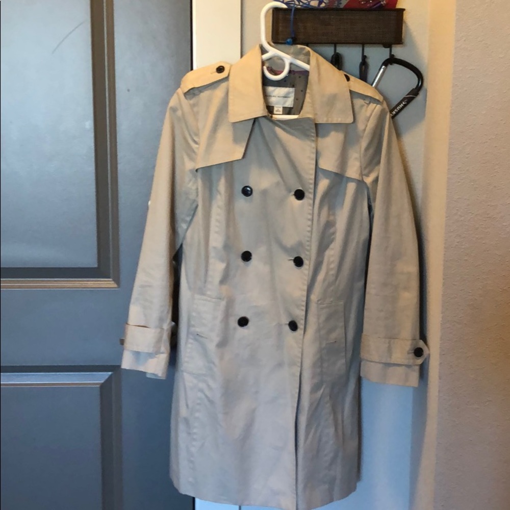 Never worn Banana Republic Trench